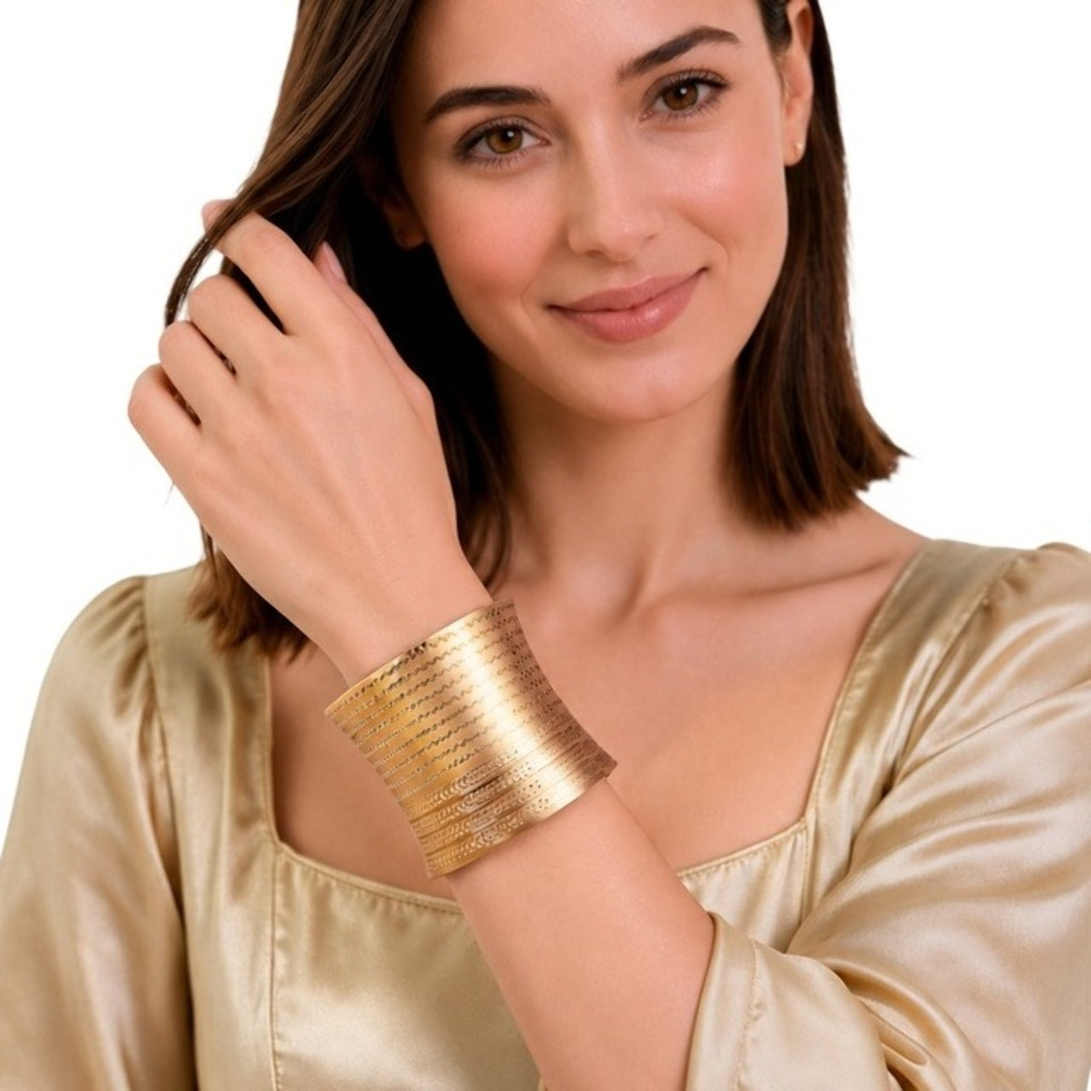 Bracelete Dourada Gravada