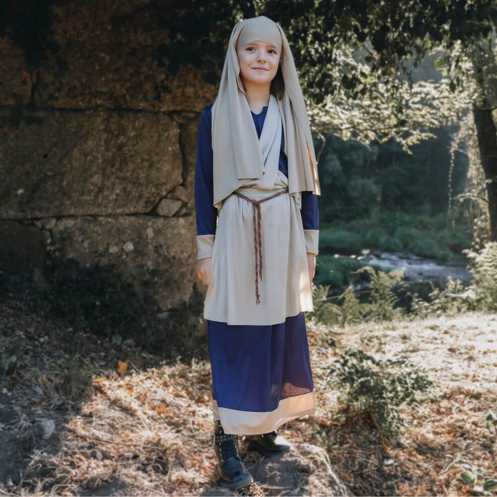 Fato de Lucinda Hebraica para menina