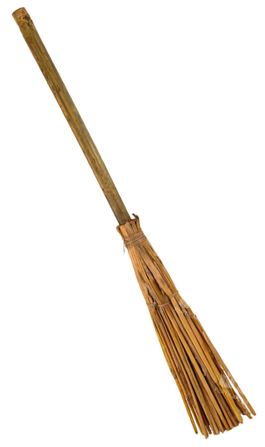 Vassoura de Palha Pequena