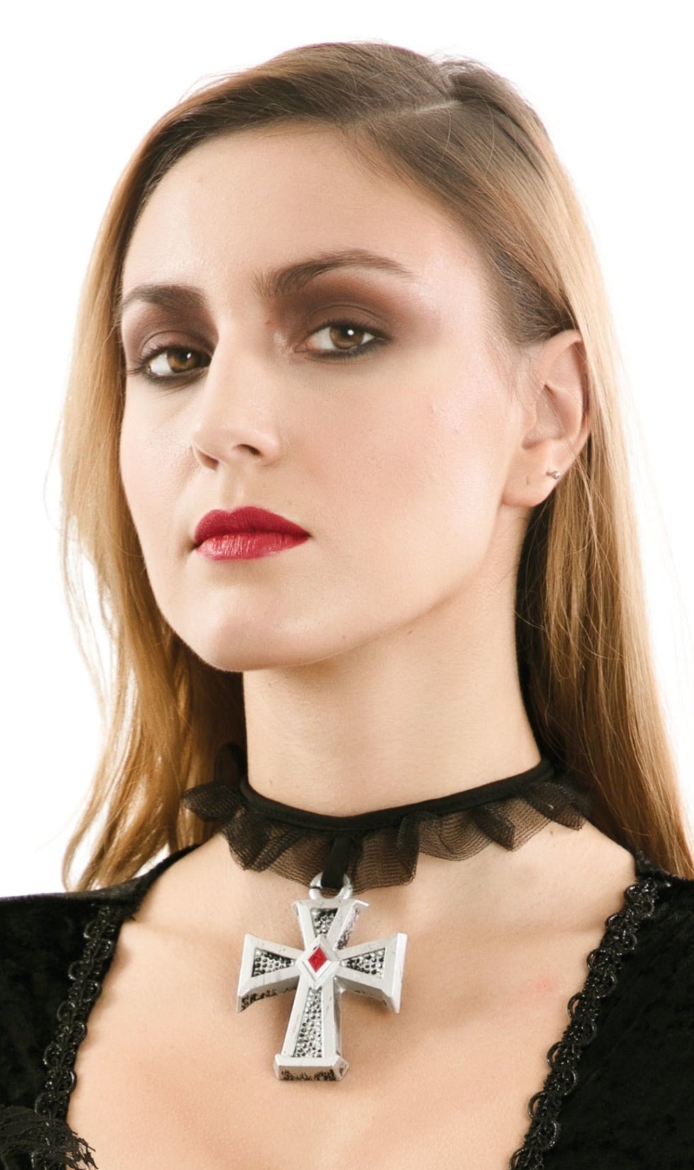 Gargantilha Gótica com Cruz