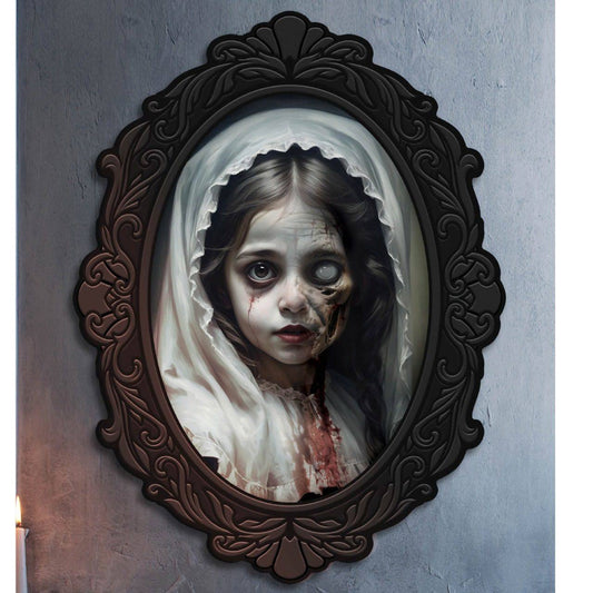 Quadro de Menina Assustadora